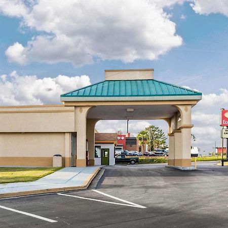 Econo Lodge Calhoun Esterno foto