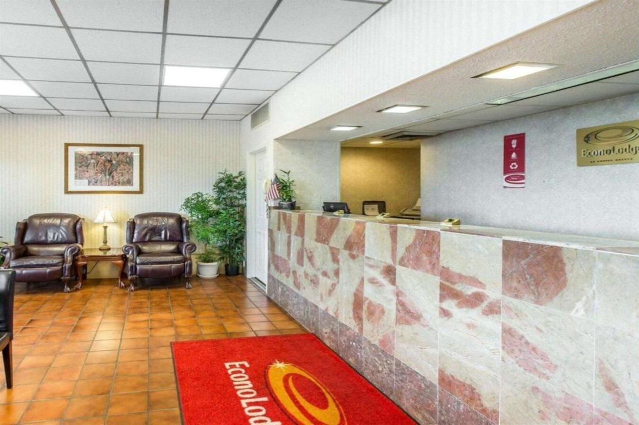 Econo Lodge Calhoun Esterno foto