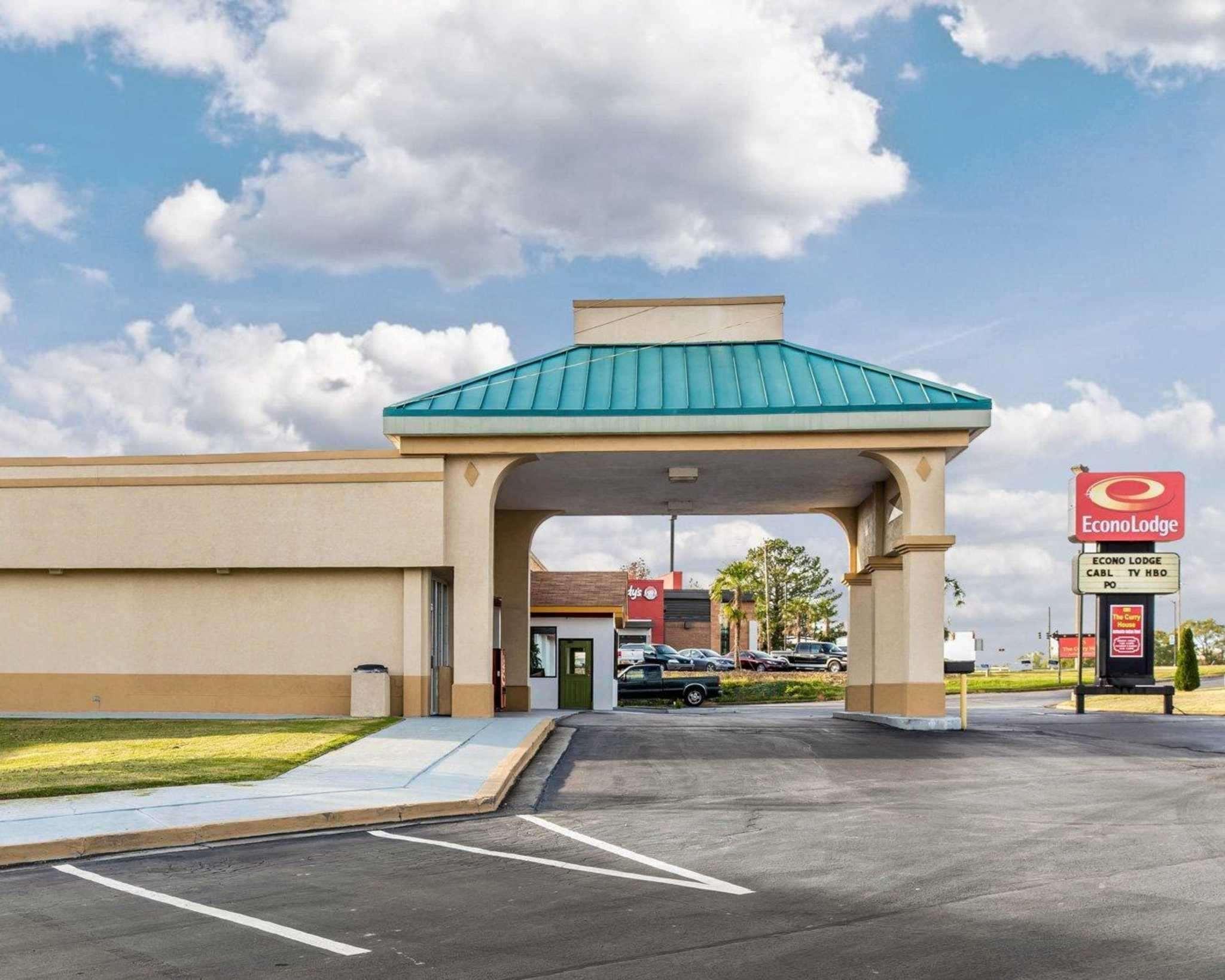 Econo Lodge Calhoun Esterno foto
