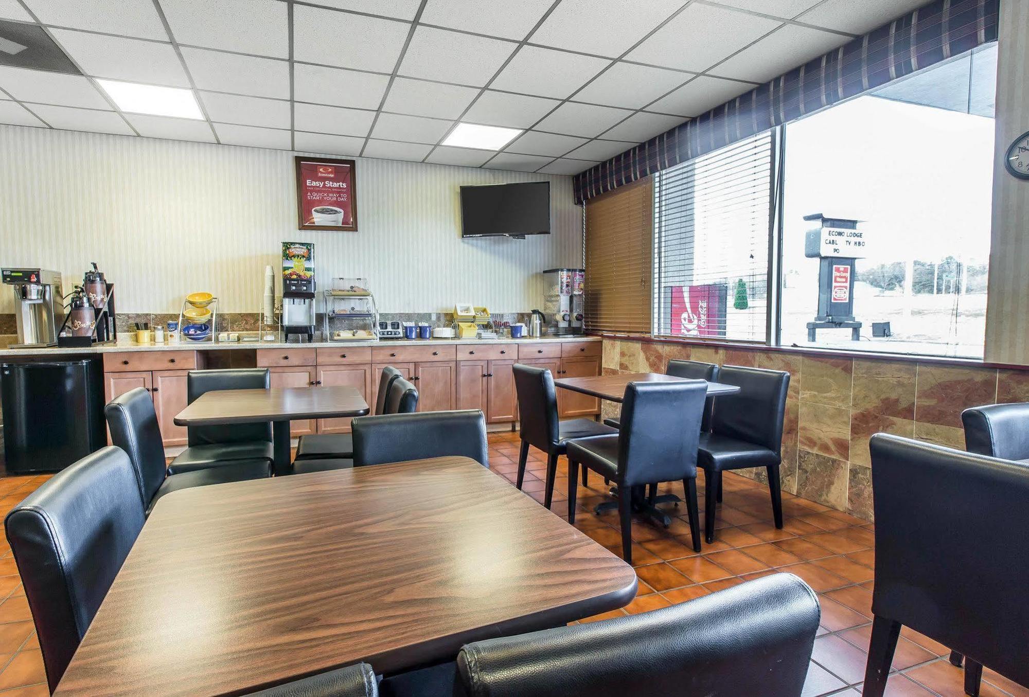 Econo Lodge Calhoun Esterno foto