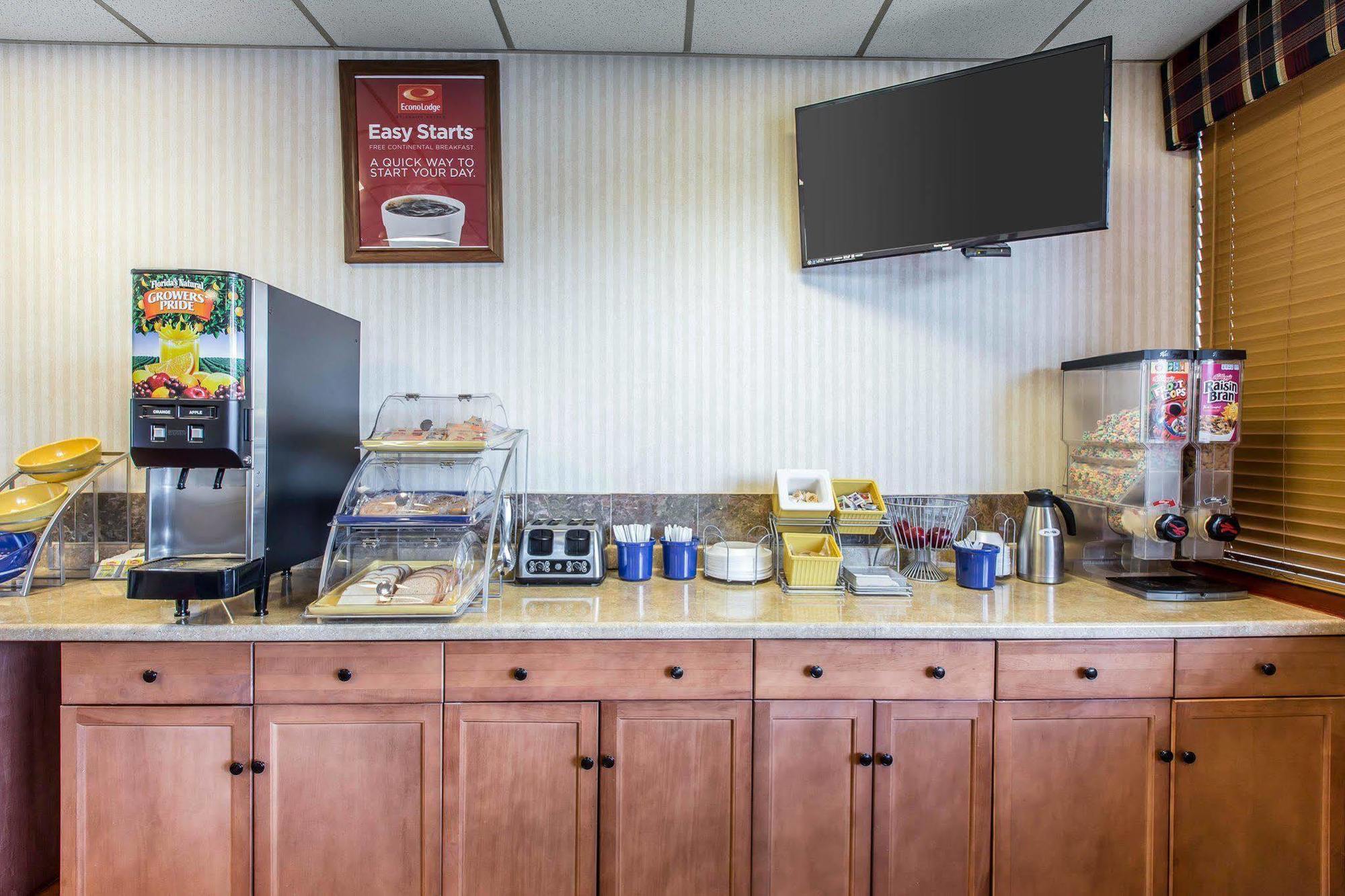 Econo Lodge Calhoun Esterno foto